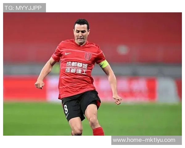 成都蓉城计划投入三亿引进亚冠射手以解决前锋短缺问题