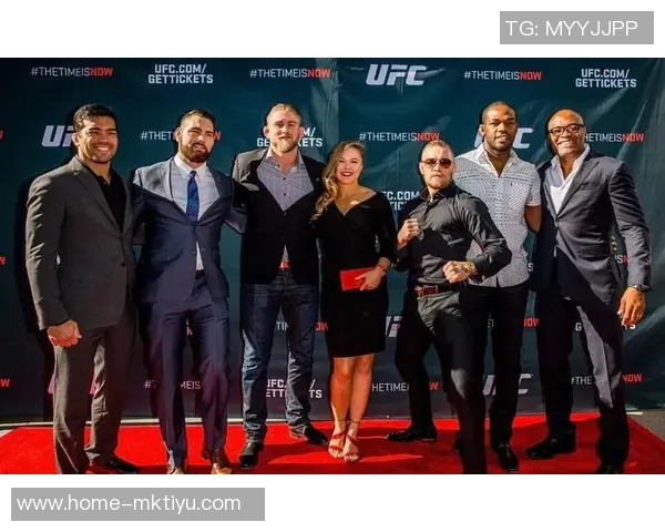 UFC狼人冰人与冰人对决的精彩瞬间与战术分析 UFC狼人冰人与冰人对决的精彩瞬间与战术分析